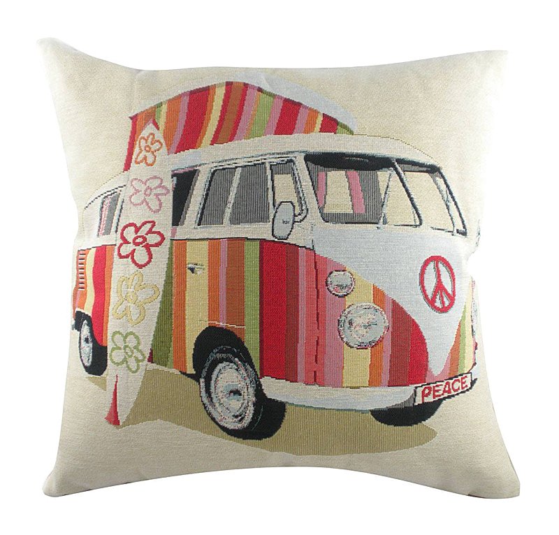 Подушка с минивэном Campervan Surfing Подушка с минивэном Campervan SurfingПодушки<br>Серая мягкая подушка в хлопковом чехле, <br>с изображением разноцветного минивэна <br>Campervan Surfing, поможет расслабиться и принять <br>удобную позу, а также обеспечит крепкий <br>сон. Подушка для тех, кто любит автомобили <br>и путешествия на них, а после — комфортный <br>отдых. Подушка также будет отличным сувениром <br>и оригинальным подарком.<br><br>Цвет: разноцветный, белый, красный<br>Материал: Наполнитель - 100% полиэстер, чехол для подушки <br>Вес кг: 0,4<br>Длина см: 43<br>Ширина см: 43<br>Высота см: 10