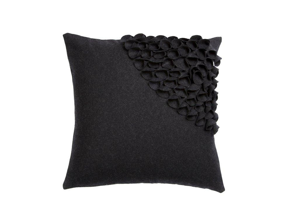 Подушка с объемным узором Alicia Dark Gray 3, DG-D-PL404 от DG-home Подушка с объемным узором Alicia Dark Gray 3, DG-D-PL404 от DG-home