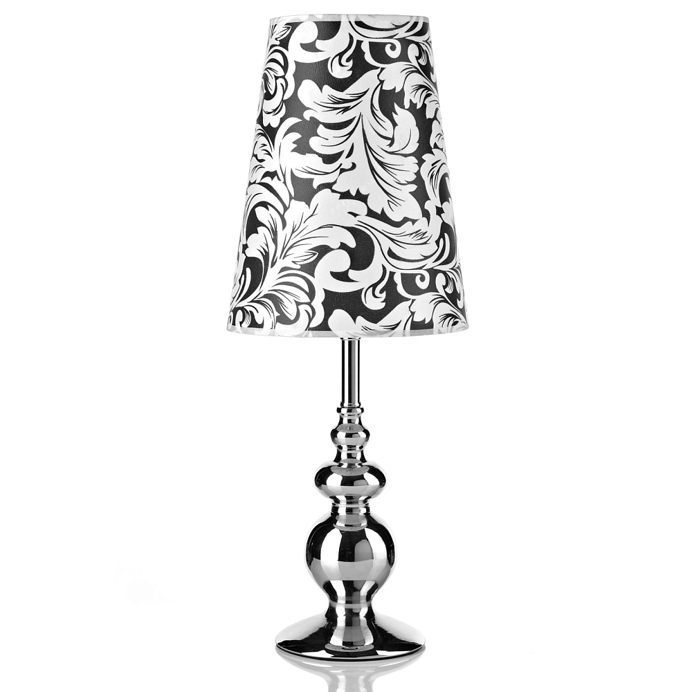 Настольная лампа Desso Lampka Настольная лампа Desso LampkaНастольные лампы<br>Элегантная, эффектная и нарядная настольная <br>лампа Desso Lampka со светлым тканевым абажуром, <br>украшенным неброским растительным орнаментом <br>чёрного цвета. Устойчивое фигурное основание <br>со сверкающей фигурной ножкой выполнено <br>из хромированного металла. Универсальная <br>цветовая гамма изделия позволит этому восхитительному <br>светильнику стать не только источником <br>света, но и блестящим украшением любого <br>помещения.<br><br>Цвет: Белый, Чёрный, Серебро<br>Материал: Ткань, Металл<br>Вес кг: 1,2<br>Длина см: 20<br>Ширина см: 20<br>Высота см: 53