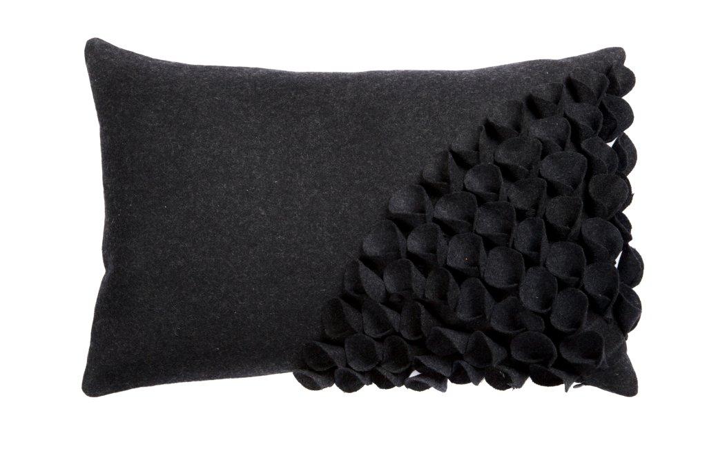 Подушка с объемным узором Alicia Dark Gray Подушка с объемным узором Alicia Dark Gray