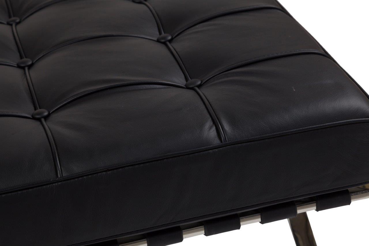 Оттоманка Barcelona Ottoman Loveseat Чёрная Кожа Класса Премиум Оттоманка Barcelona Ottoman Loveseat Чёрная Кожа Класса Премиум