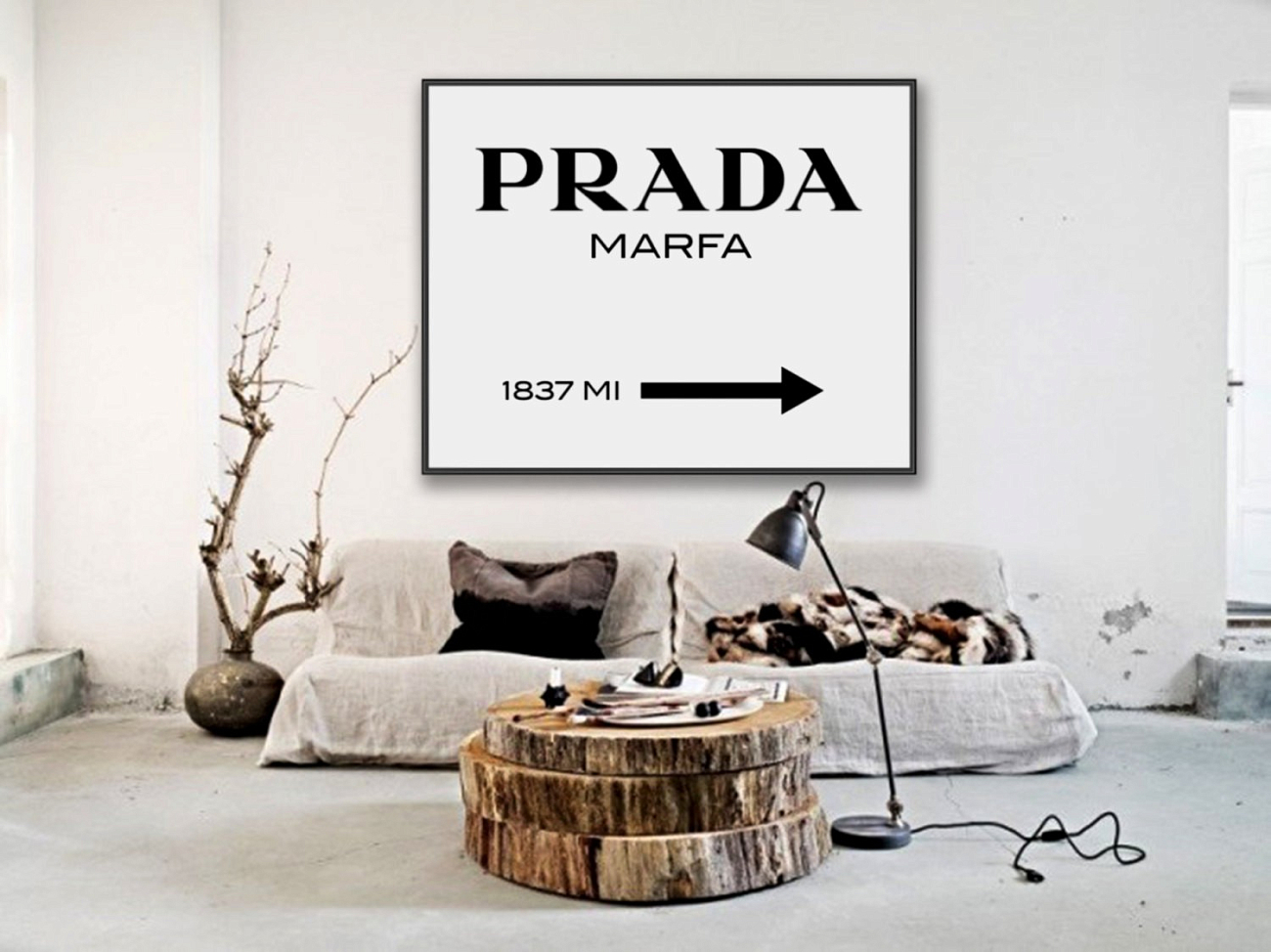 Постер Prada Marfa А4 Постер Prada Marfa А4
