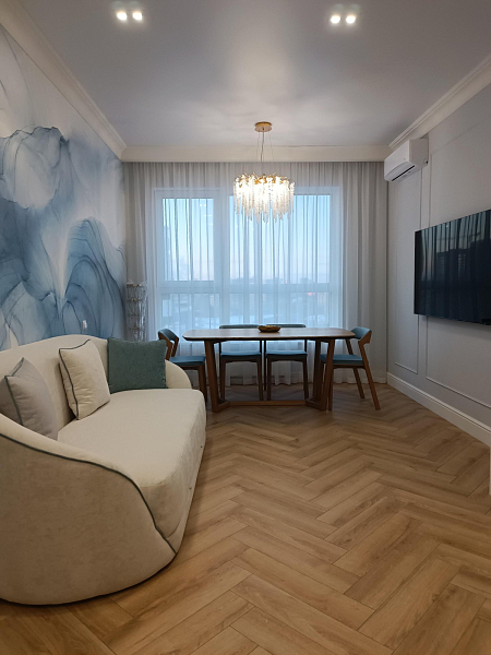 Интерьер гостиной, проект «Льдинка на солнце ЖК Clever Park Екатеринбург 89,3 м2, Квартира»